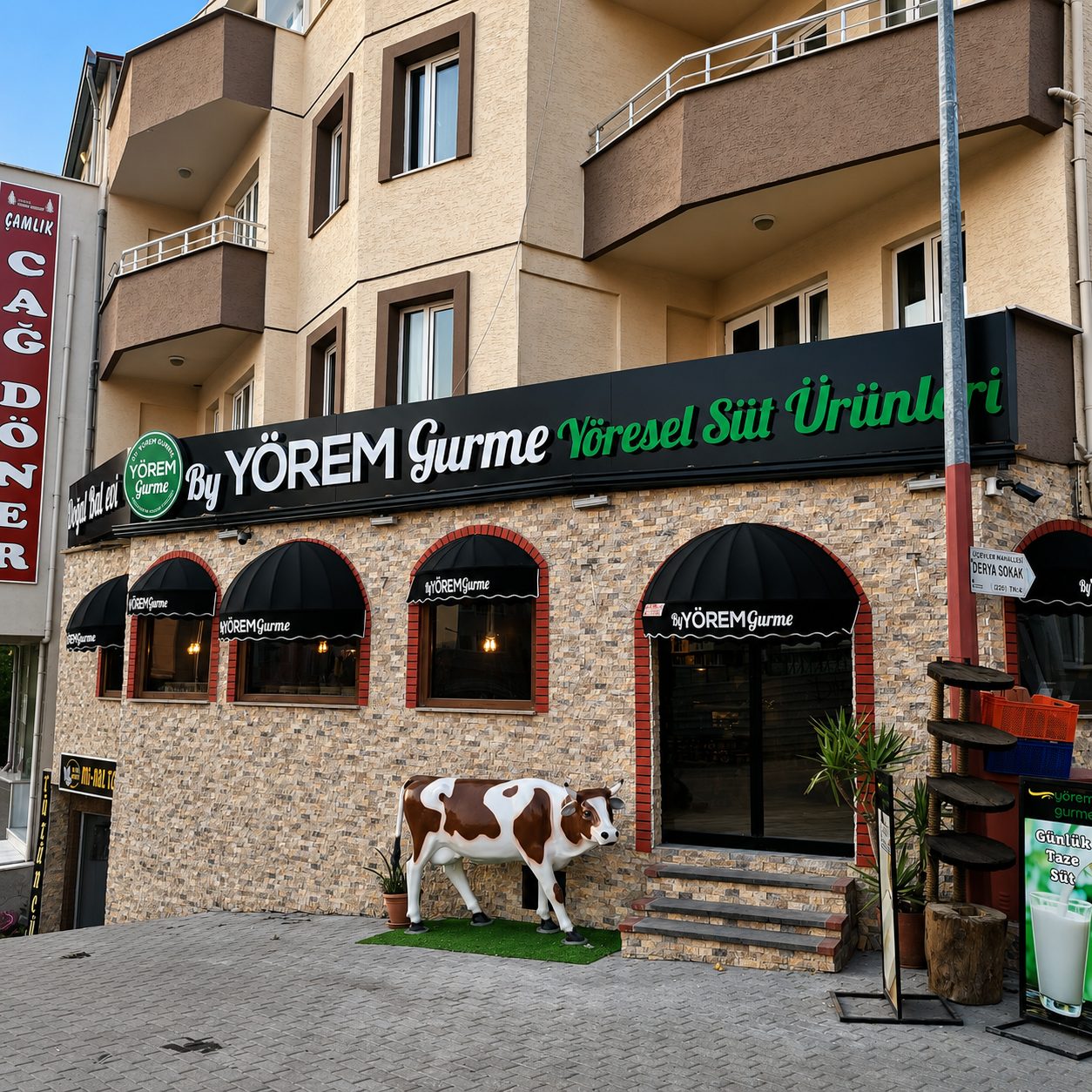 By Yörem Gurme Cephe Tabelası