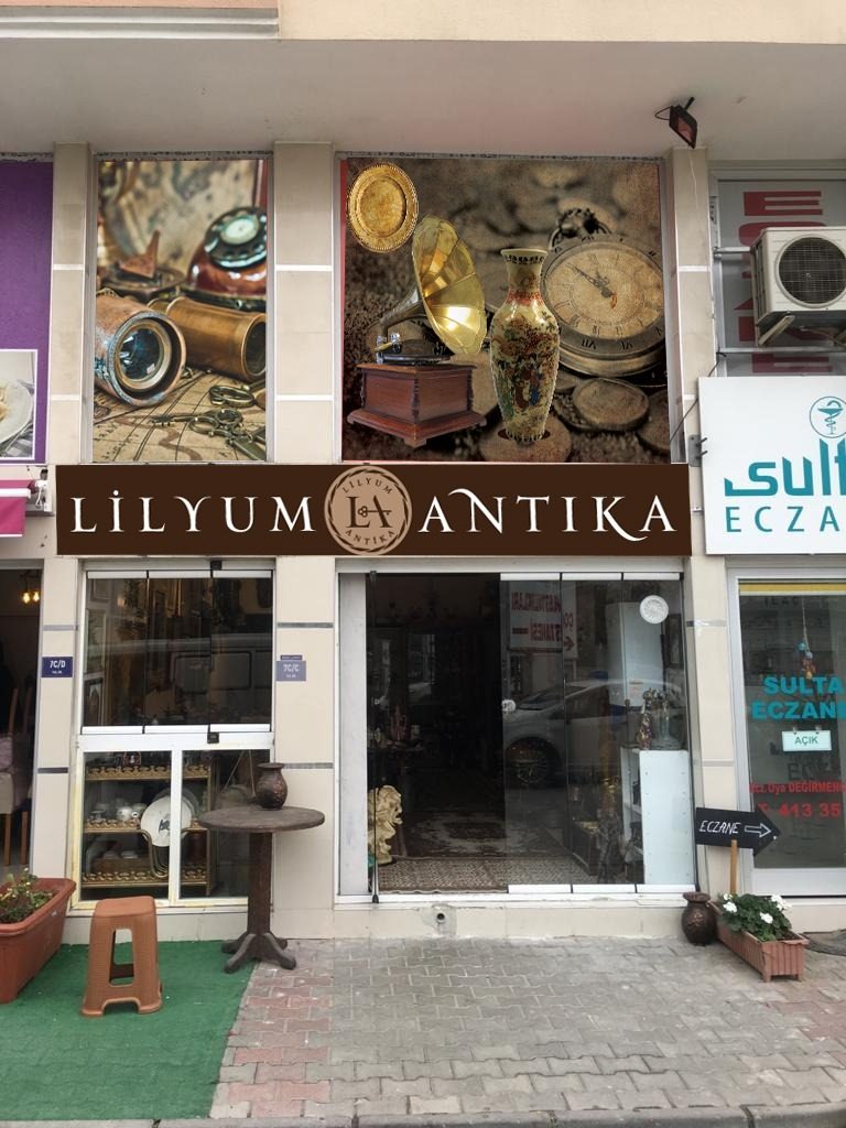 Lilyum Antika Cephe Tabelası