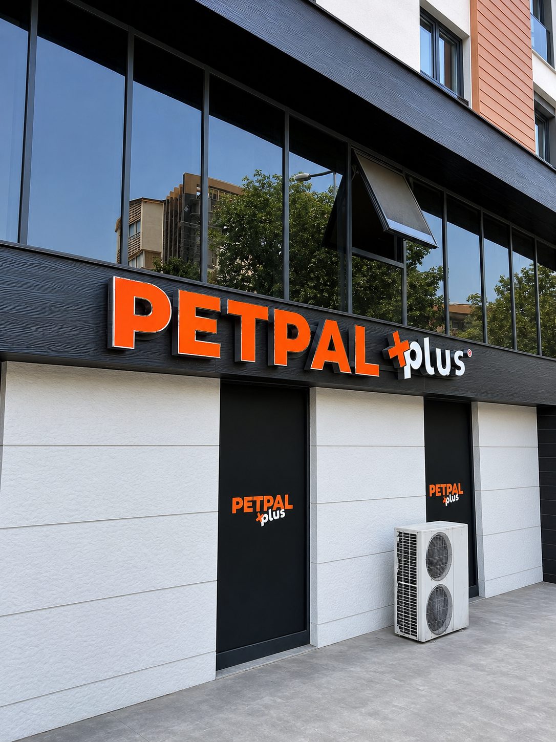 Petpal Plus Mağaza Cephe Uygulamaları